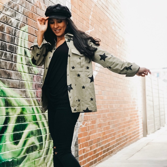 Hi, I’m Sasha! ✨ - Picture 3 of 5